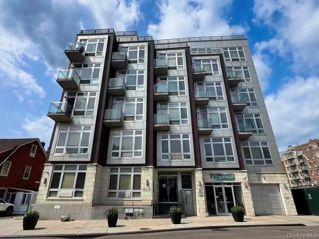 14021 32nd Avenue Flushing NY 11354