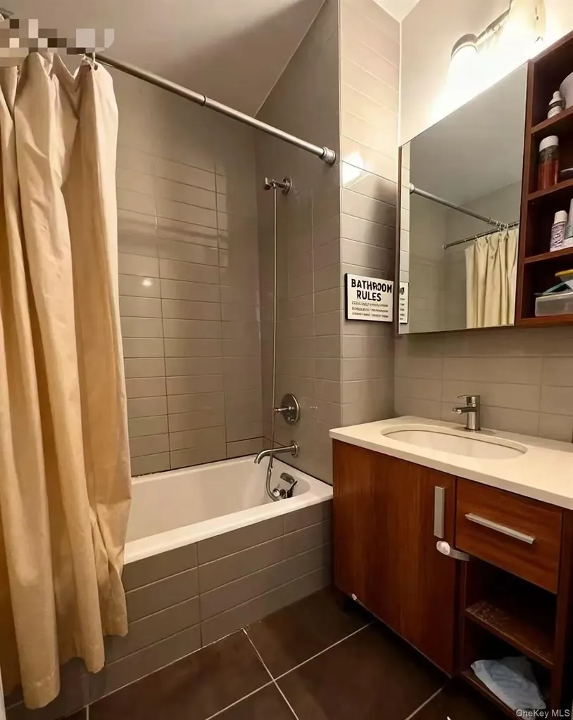 14021 32nd Avenue Flushing NY 11354