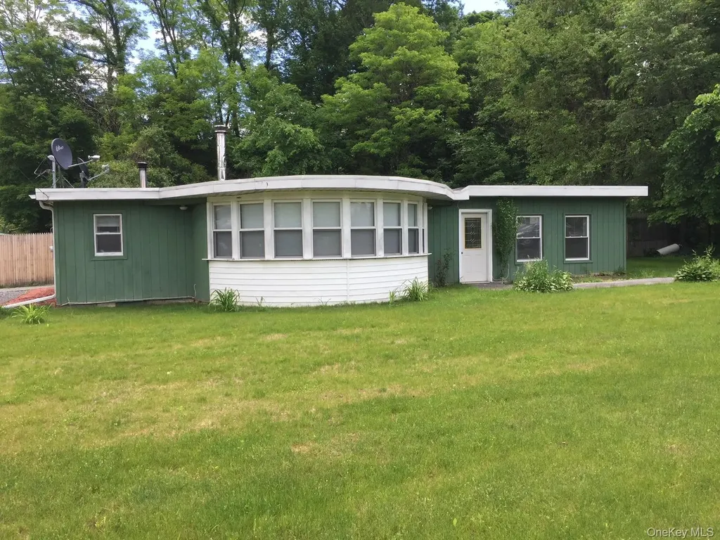 8064 Albany Post Road Red Hook NY 12571