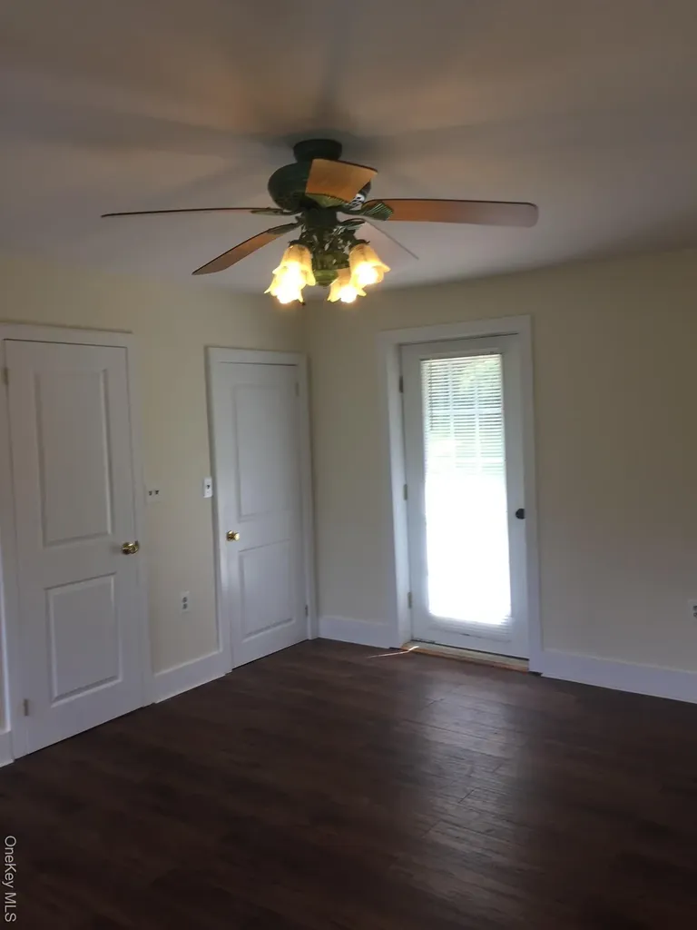 8064 Albany Post Road Red Hook NY 12571