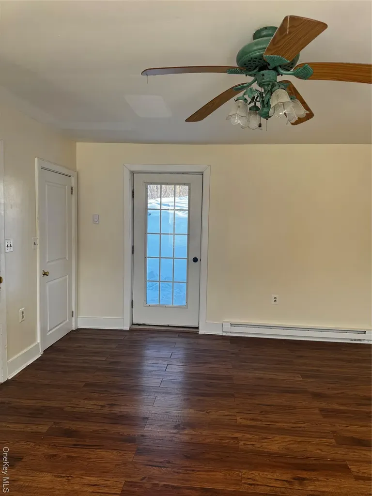 8064 Albany Post Road Red Hook NY 12571