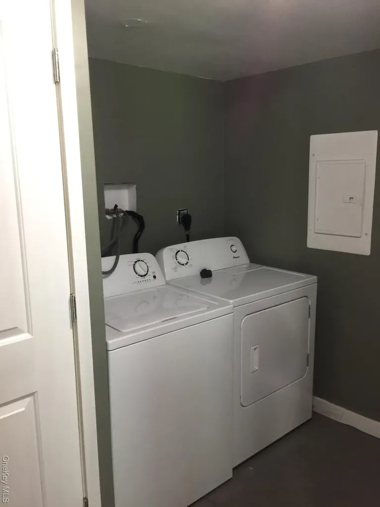 8064 Albany Post Road Red Hook NY 12571