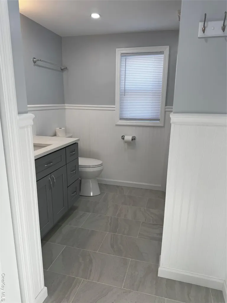 8064 Albany Post Road Red Hook NY 12571