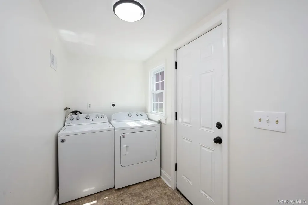 2123 New Hackensack Road Poughkeepsie NY 12603