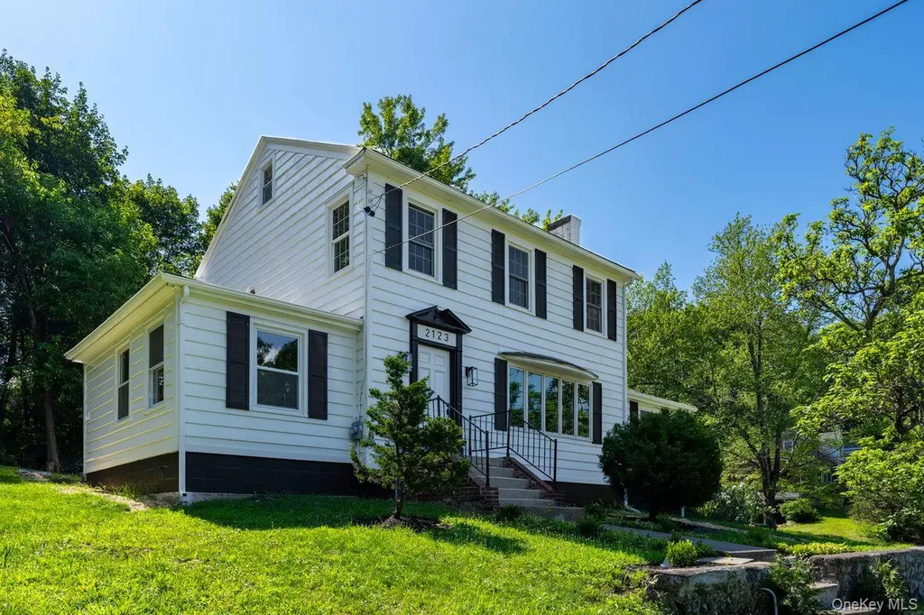 2123 New Hackensack Road Poughkeepsie NY 12603