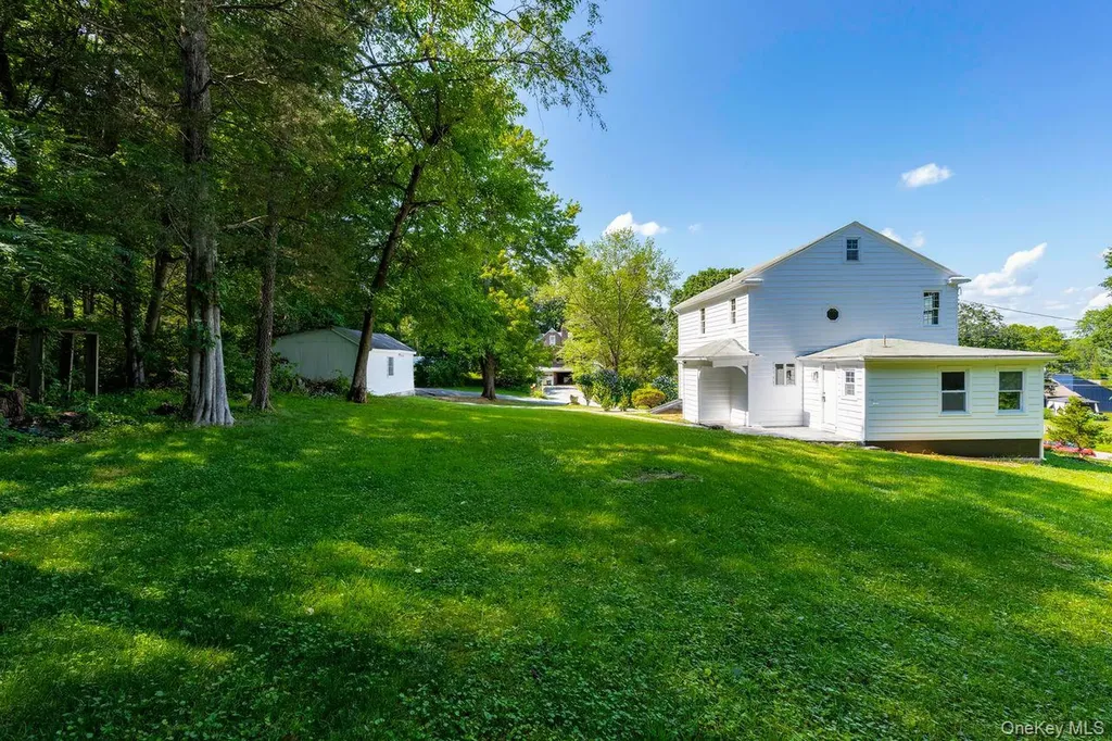 2123 New Hackensack Road Poughkeepsie NY 12603