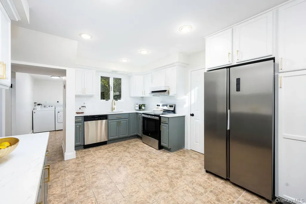 2123 New Hackensack Road Poughkeepsie NY 12603