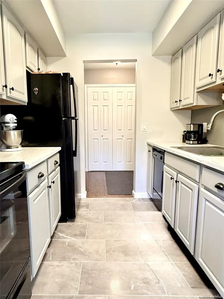 1203 Cherry Hill Drive Poughkeepsie NY 12603