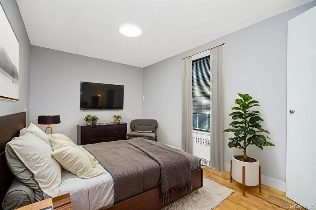 200 Bay 7th Street Brooklyn NY 11228