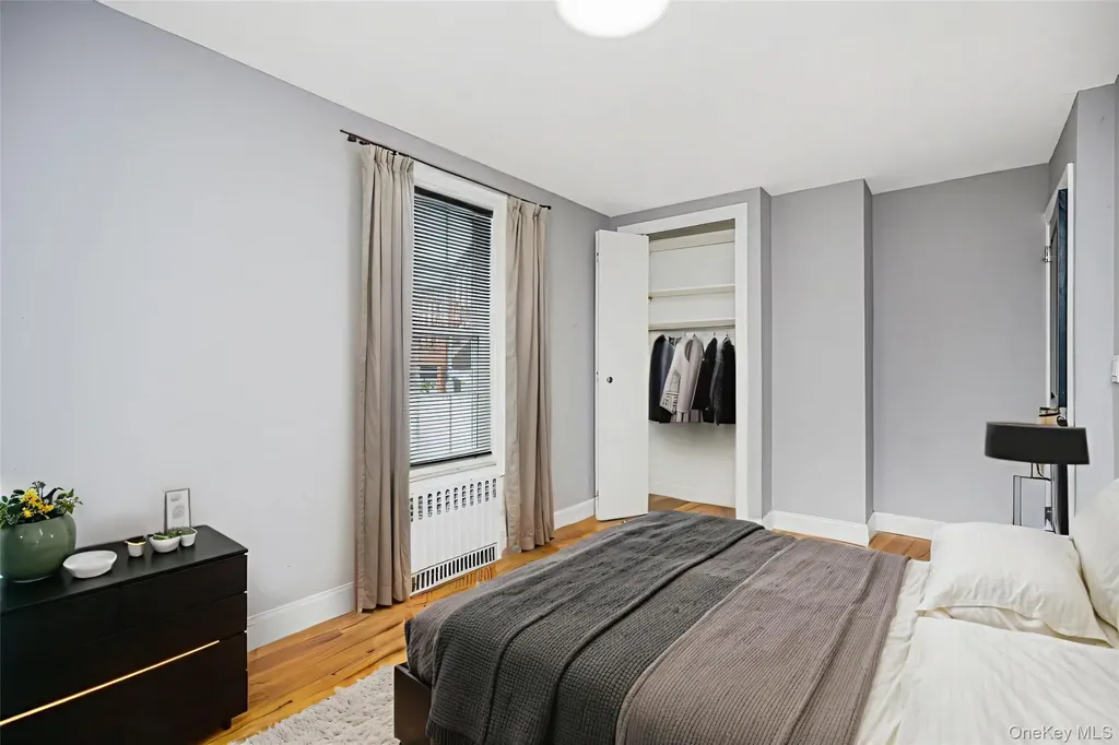 200 Bay 7th Street Brooklyn NY 11228
