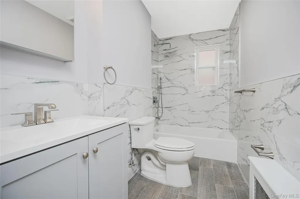 200 Bay 7th Street Brooklyn NY 11228