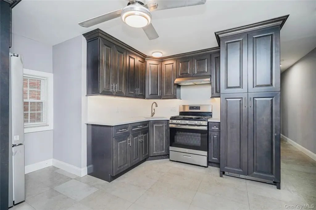 200 Bay 7th Street Brooklyn NY 11228