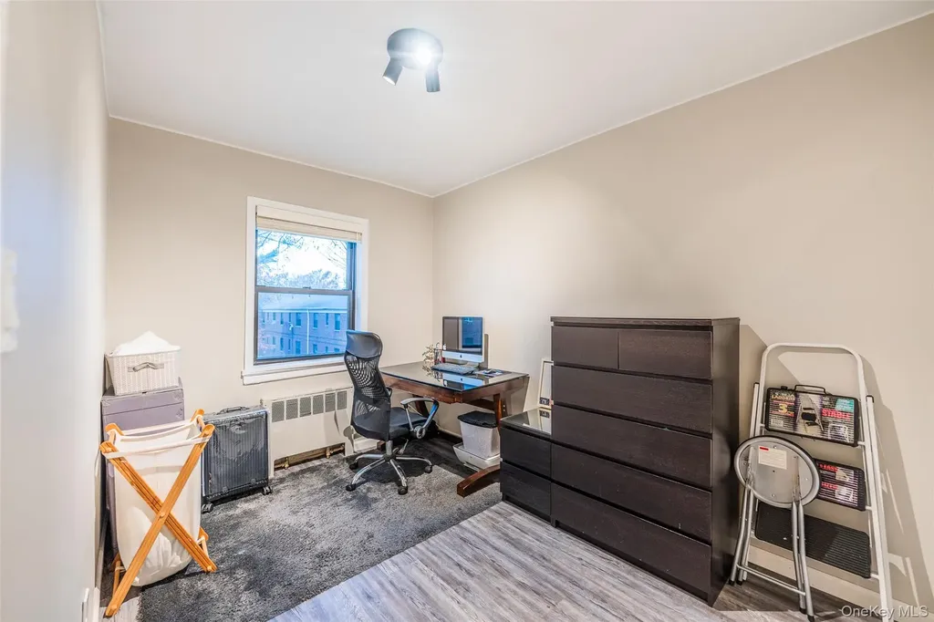 220-16 73 Avenue Bayside NY 11364