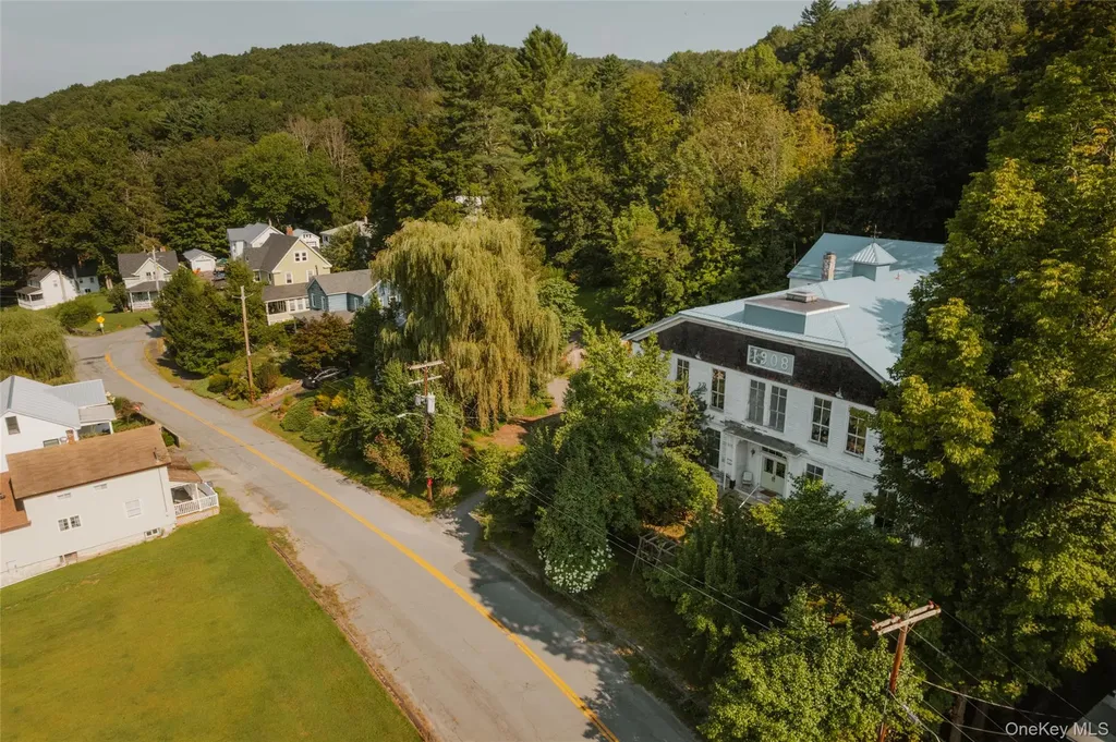 48 Upper Main Street Callicoon NY 12723