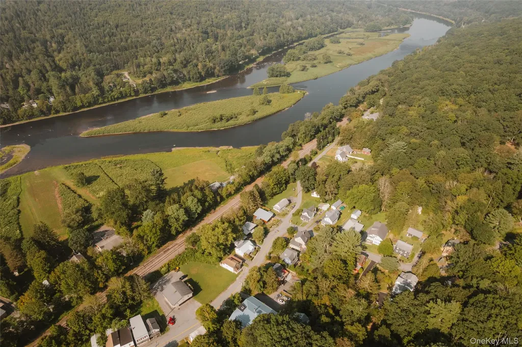 48 Upper Main Street Callicoon NY 12723