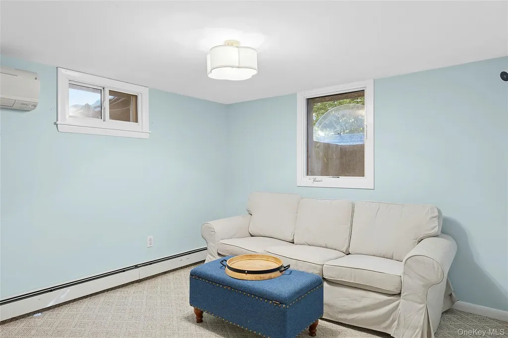 71 15th Avenue Sea Cliff NY 11579