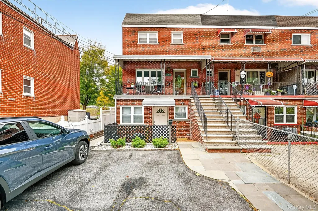 280 Throggs Neck Boulevard Bronx NY 10465