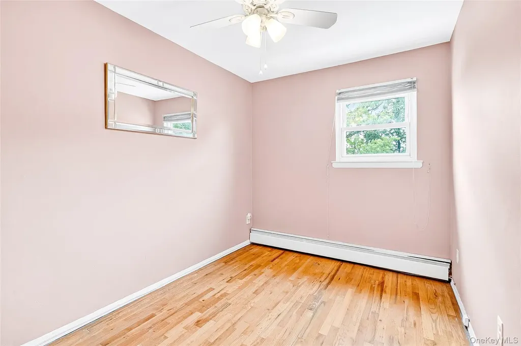 280 Throggs Neck Boulevard Bronx NY 10465