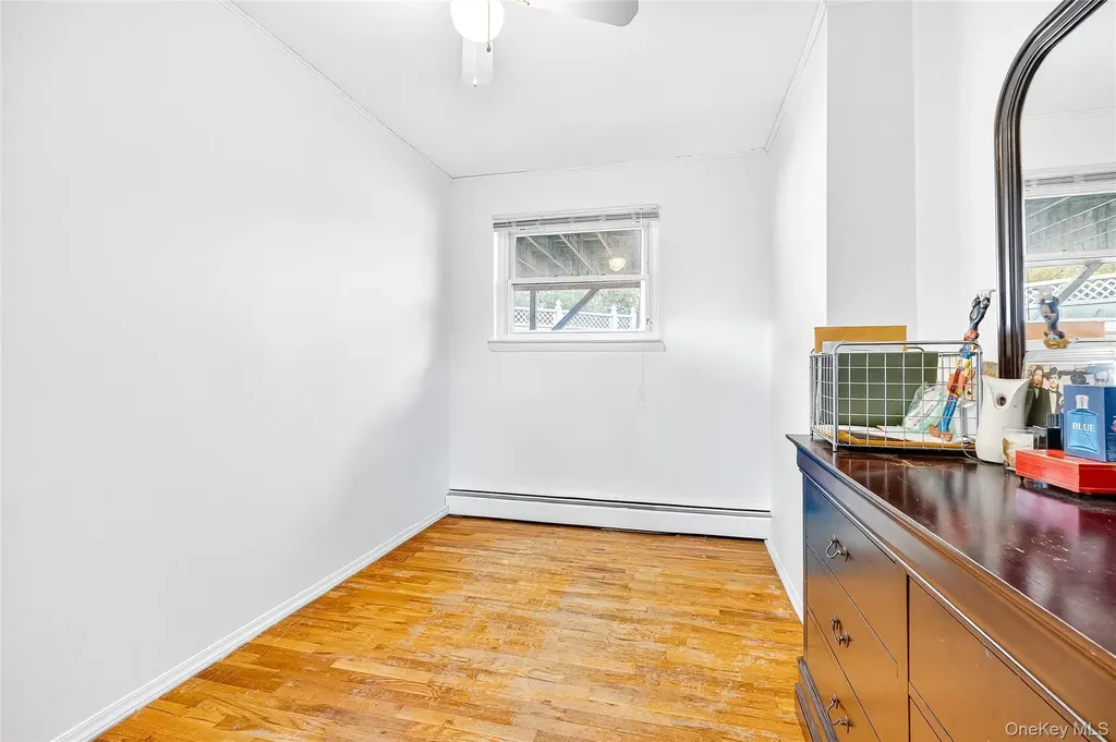 280 Throggs Neck Boulevard Bronx NY 10465