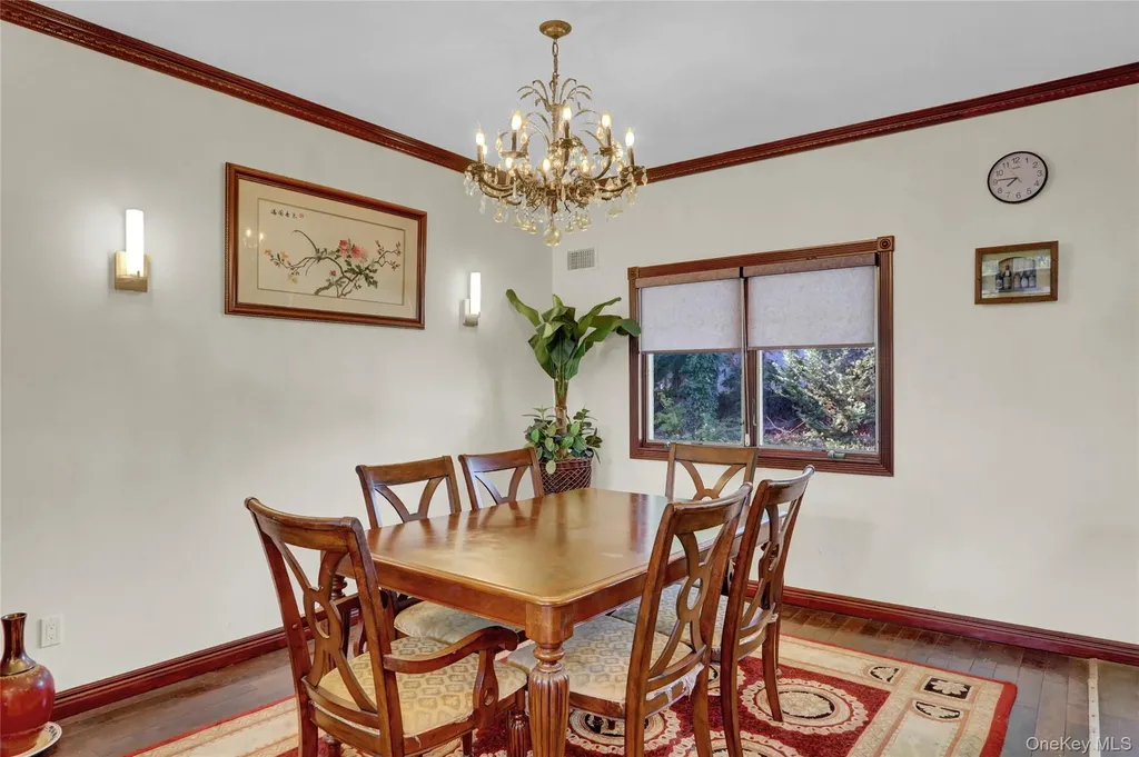 300 Ellen Place Jericho NY 11753