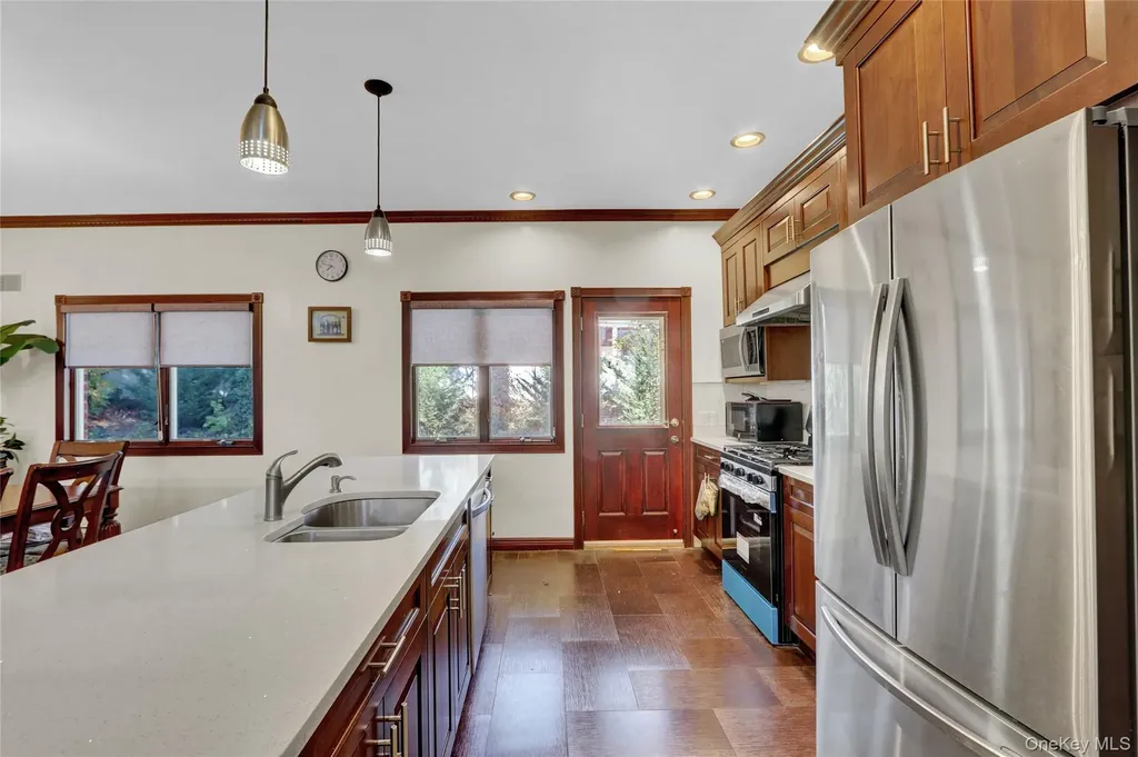 300 Ellen Place Jericho NY 11753