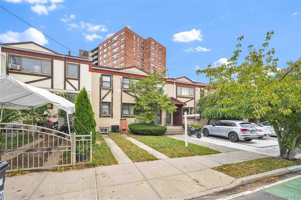 111-09A 62 Drive Forest Hills NY 11375
