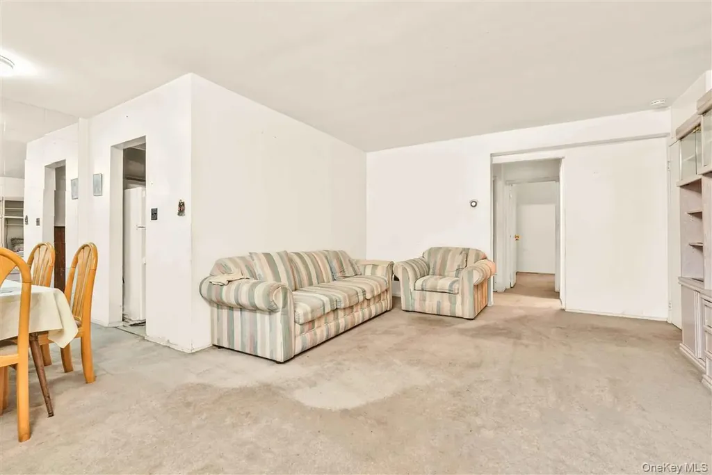 111-09A 62 Drive Forest Hills NY 11375