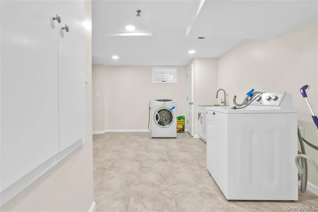 111-09A 62 Drive Forest Hills NY 11375