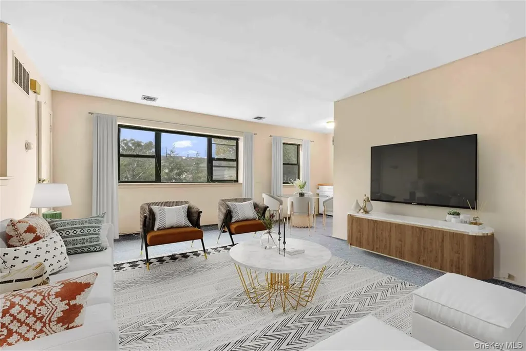 111-09A 62 Drive Forest Hills NY 11375