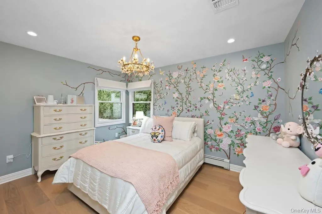 93 Beacon Avenue Staten Island NY 10306