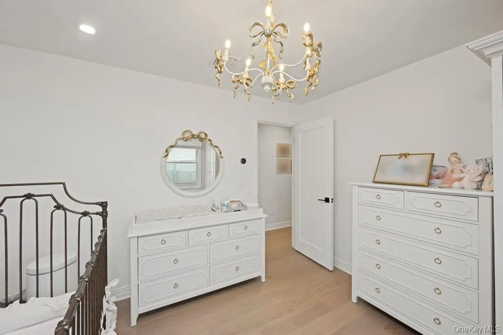 93 Beacon Avenue Staten Island NY 10306