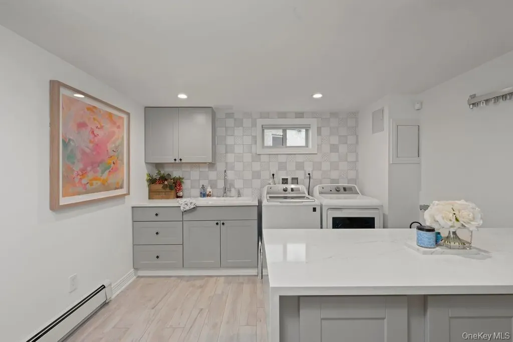 93 Beacon Avenue Staten Island NY 10306