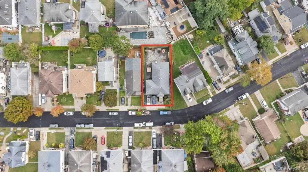 93 Beacon Avenue Staten Island NY 10306
