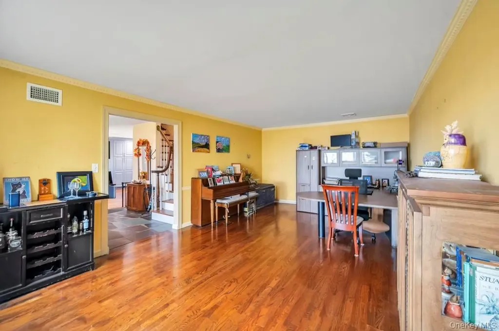 39 Bevin Road Northport NY 11768