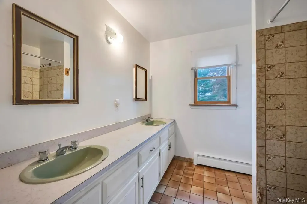 39 Bevin Road Northport NY 11768