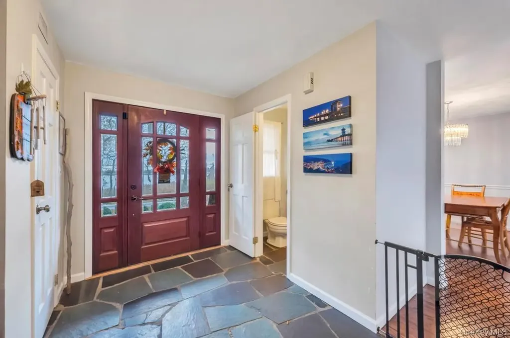 39 Bevin Road Northport NY 11768