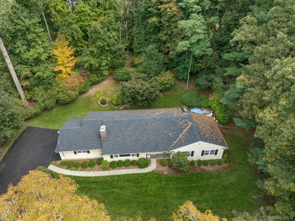 111 Seven Bridges Road Chappaqua NY 10514