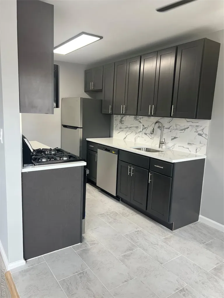 Central Islip NY 11722