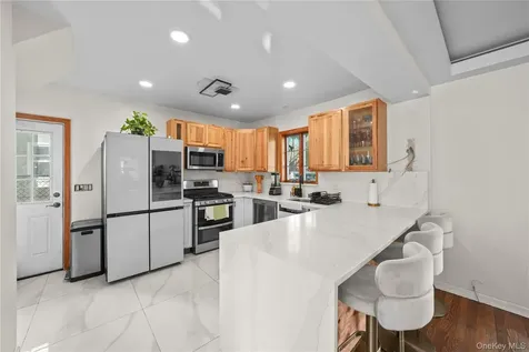 163-37 15 Drive Beechhurst NY 11357