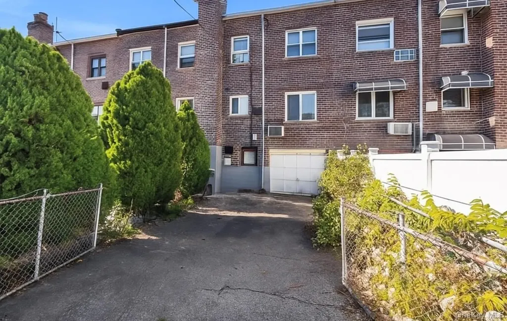 1721 E 54th Street Brooklyn NY 11234