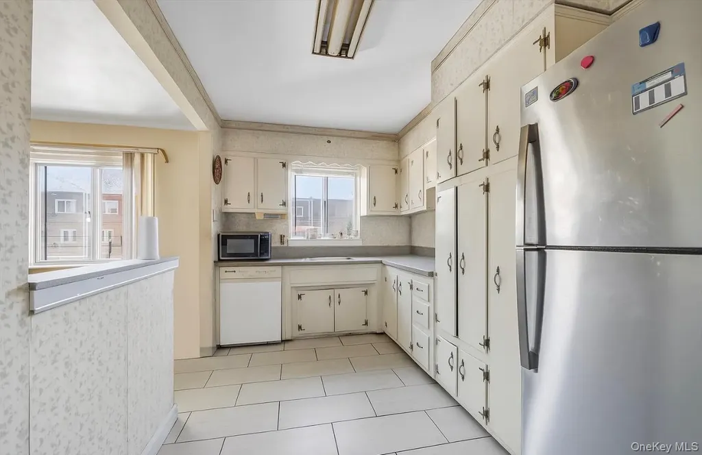 1721 E 54th Street Brooklyn NY 11234