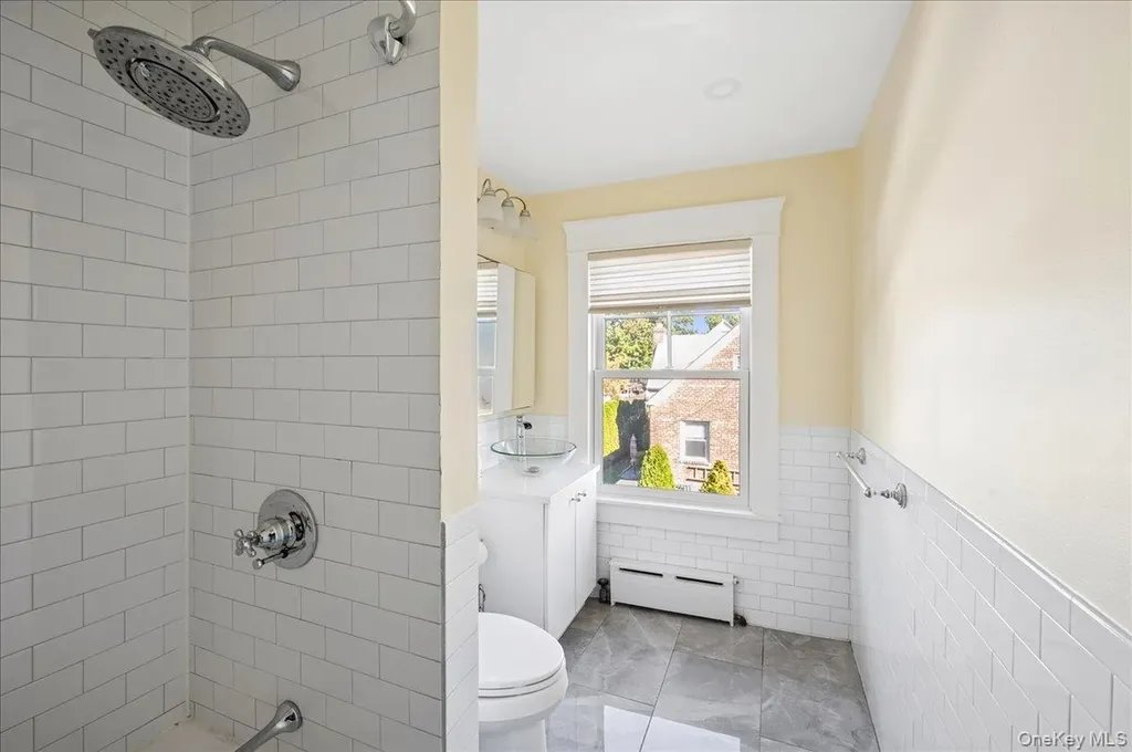 127 Villa Avenue Yonkers NY 10704