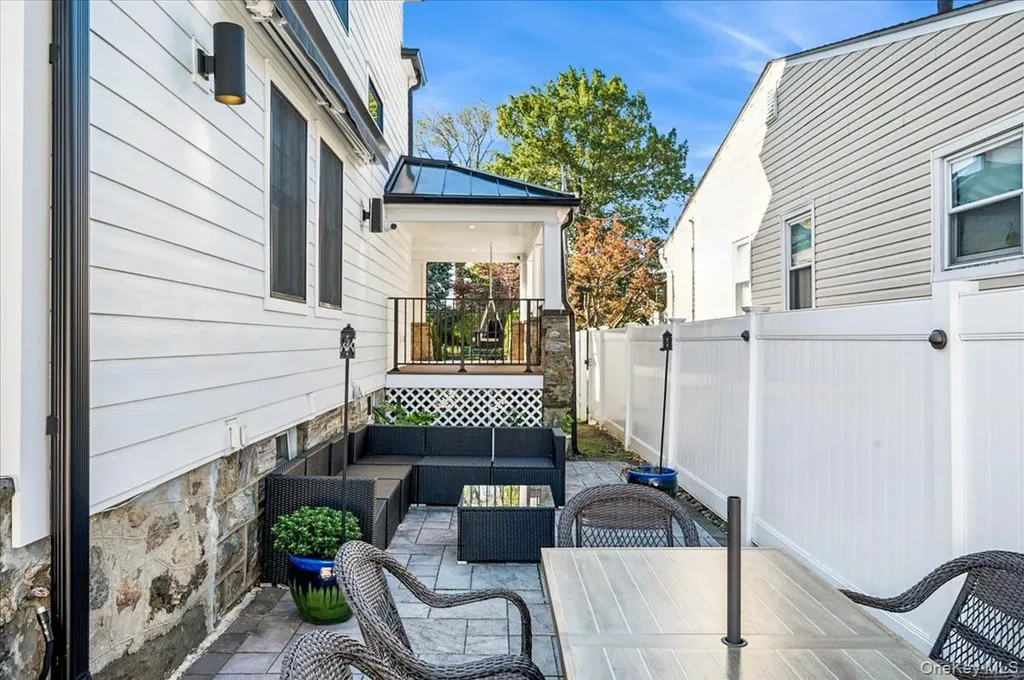 127 Villa Avenue Yonkers NY 10704