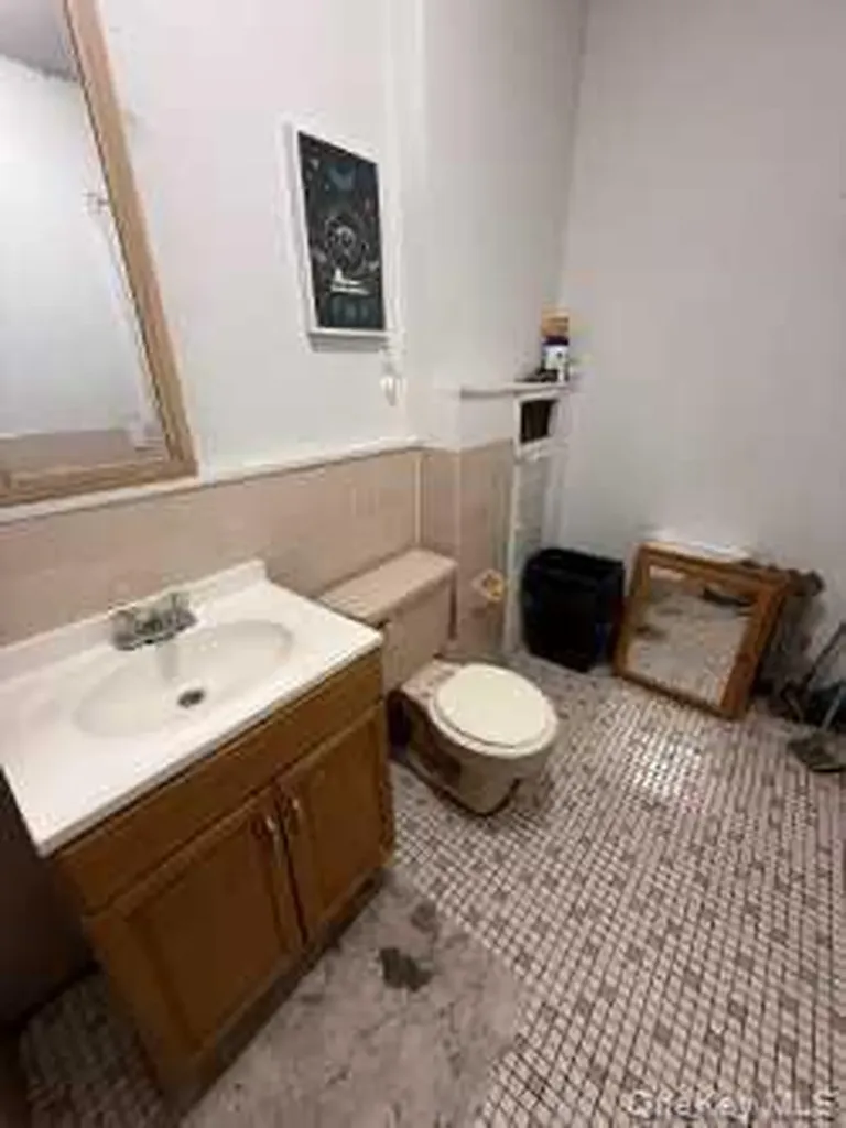 282 Reservoir Place Bronx NY 10467