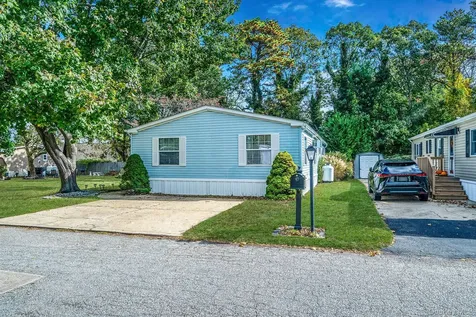 3 Betsy Ross Drive Bohemia NY 11716