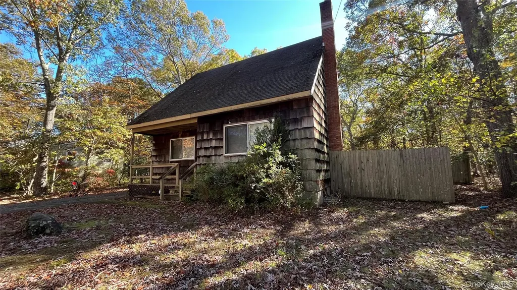 58 Norfleet Lane Coram NY 11727