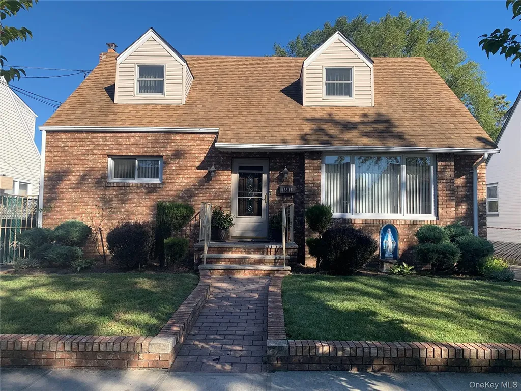 15817 90th Street Howard Beach NY 11414
