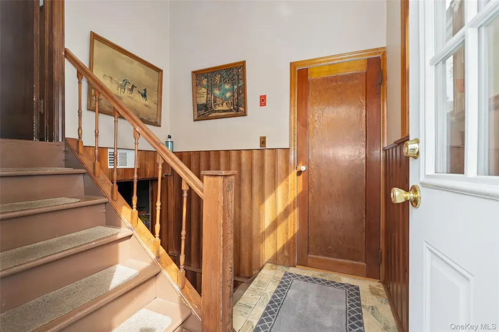 2975 Oceanside Road Oceanside NY 11572