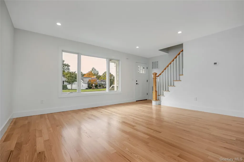 985 Douglas Avenue Wantagh NY 11793