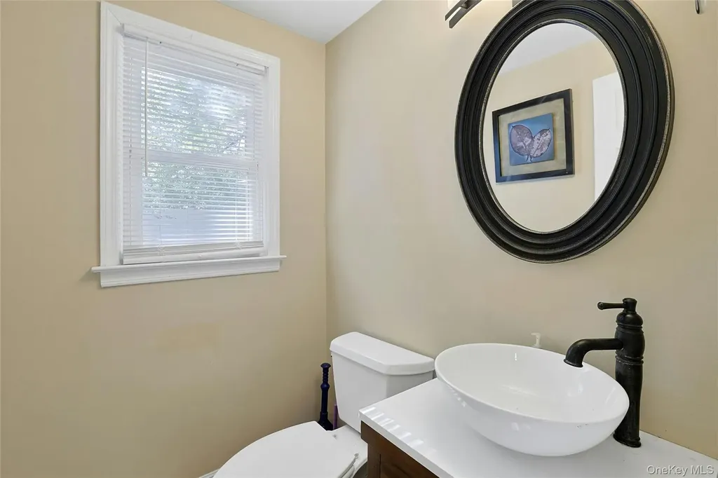 2 Lancaster Drive Suffern NY 10901